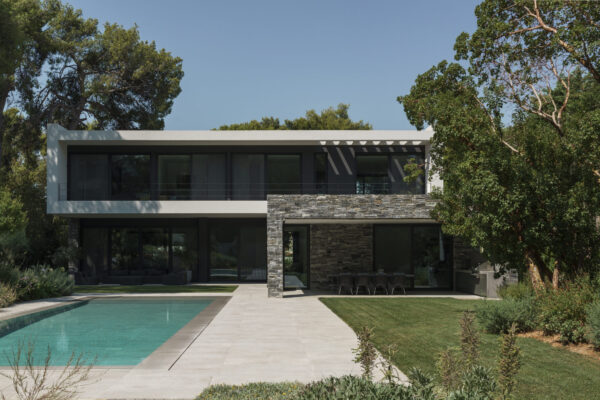 ΔΕΚΕΛΕΙΑΣ 1